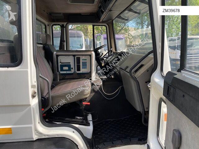 Camion Volvo FL 618