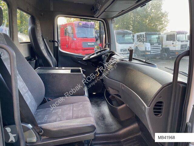 Camion Mercedes 818