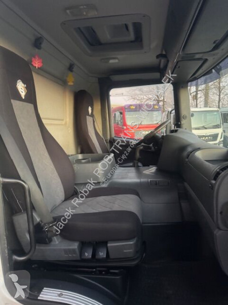 Camion Scania P  380