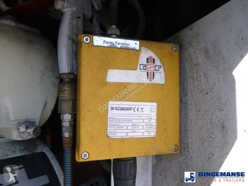 Kamion Mercedes 1842 4x2 RHD Saugbagger /...