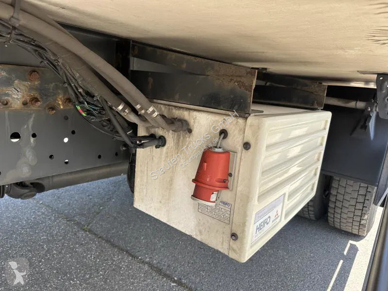 Kamion Iveco Tiefkühl Mitsubishi TDJ 300 Klima...