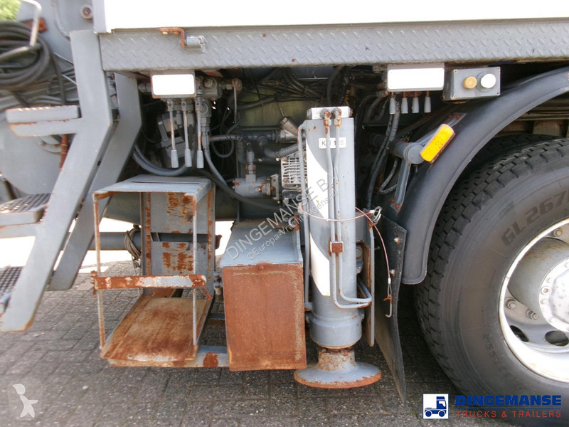 Camion Mercedes 6x4 Sermac SCL120 concrete pump