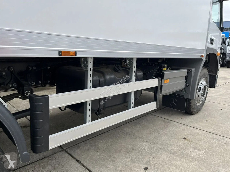 Camion Mercedes 1725 4x4 Refrigerator Truck