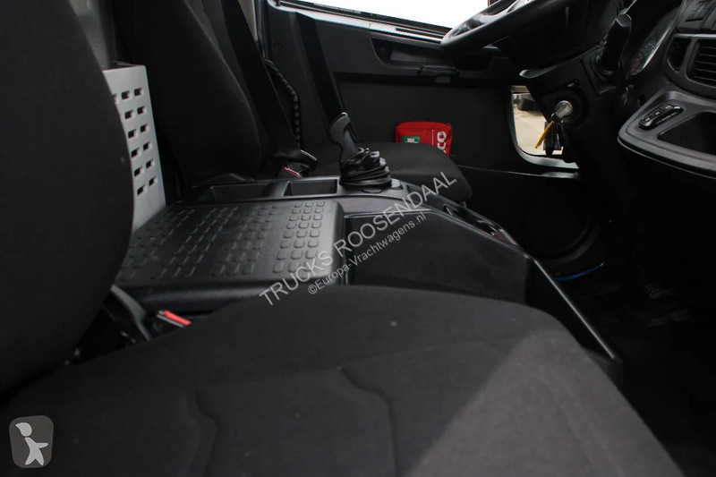 Kamion Iveco 120E18 + LIFT + EURO 6 + 10 PIECES...