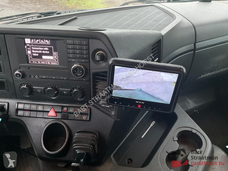 Kamion Mercedes 4142 8x8 Euro 6 Met 2 zijden...