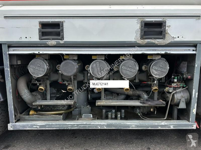 Kamion Volvo FM 450 6x2 19.000L - 5 COMP. FUEL...