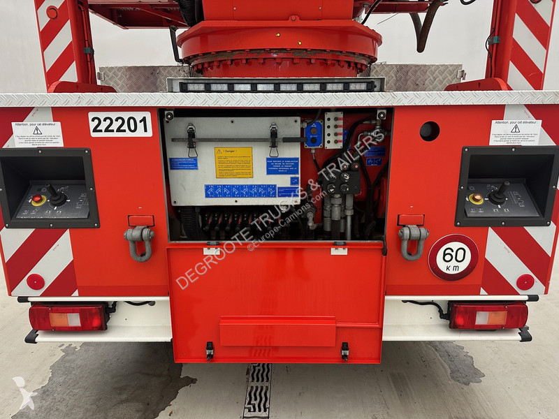 Camion Volvo MAGIRUS ALP330 - FM 340 - 6x4