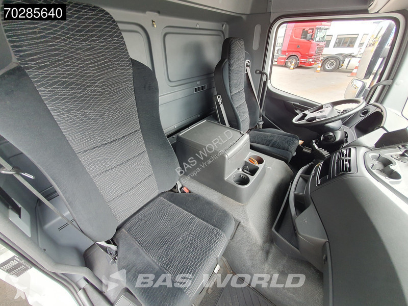 Kamion Mercedes 1524 4X2 15t 6-Cyllnder Tail...