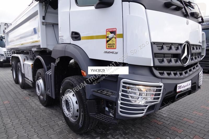 Camion Mercedes 3243