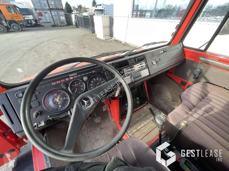 Camion Mercedes UNIMOG 1 L