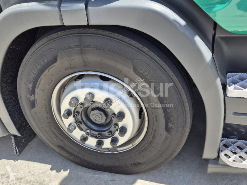 Camion Scania 320