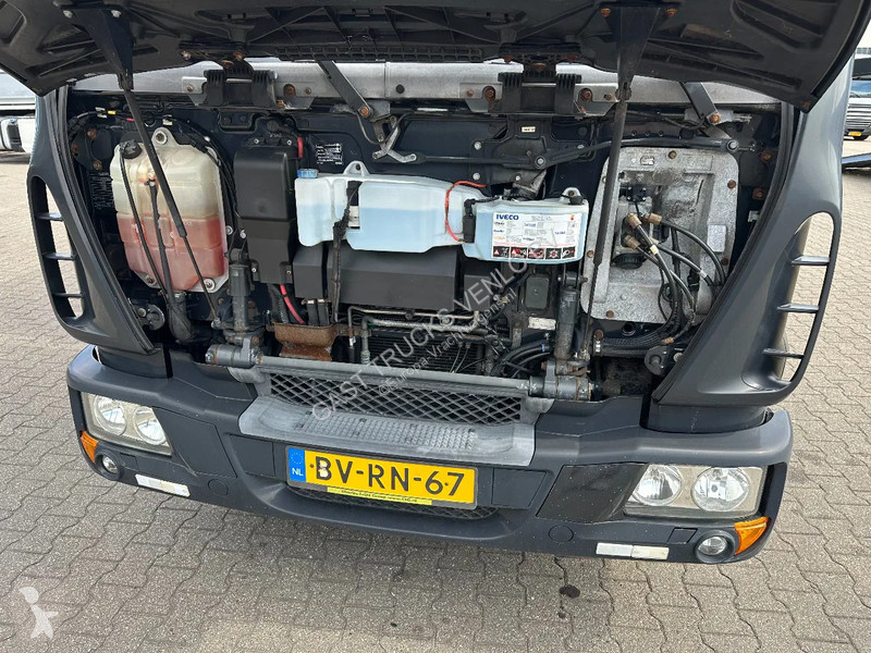 Kamion Iveco EuroCargo 180 Closed Box Saxas 12T...
