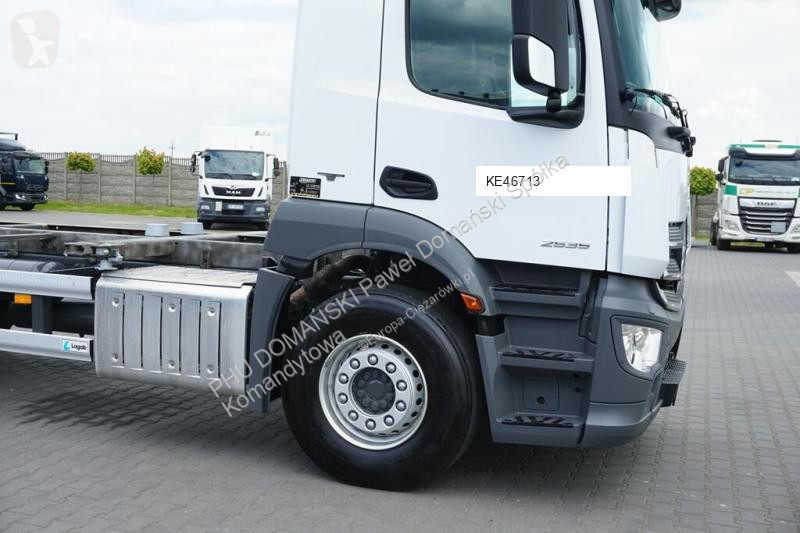 Kamion Mercedes ANTOS / / ACC / E 6 / BDF +...