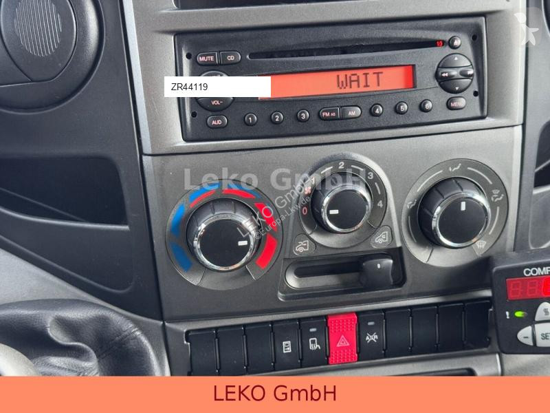 Kamion Iveco 35S13 Mit Carrier Xr 600 Mt