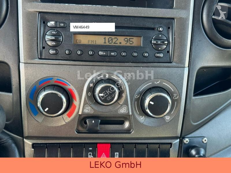 Kamion Iveco 35C13 Mit Carrier Xr 350