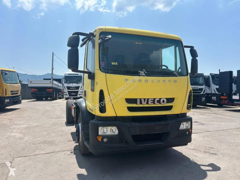 Vrachtwagen Iveco