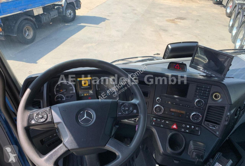 Lastbil Mercedes