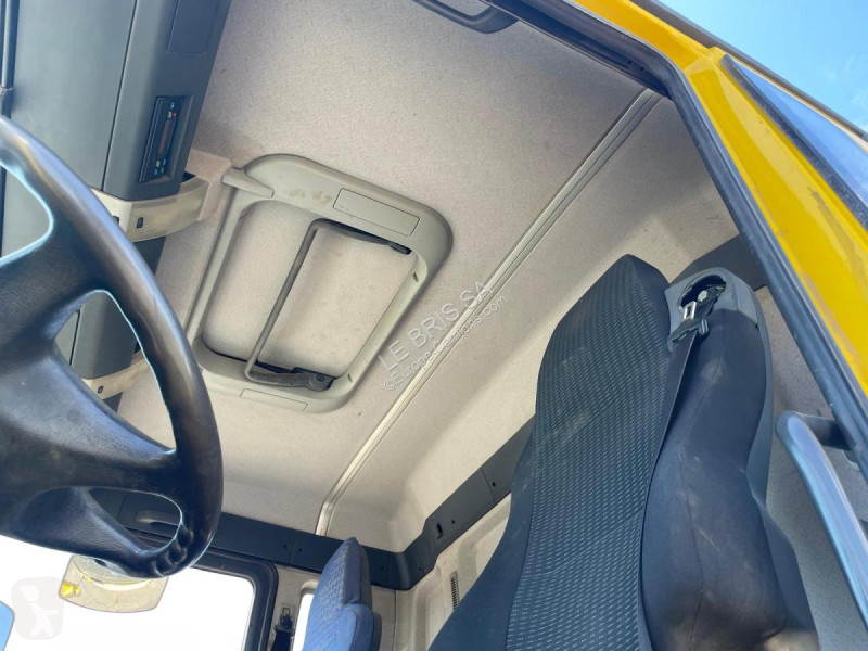 Camion MAN 33.360