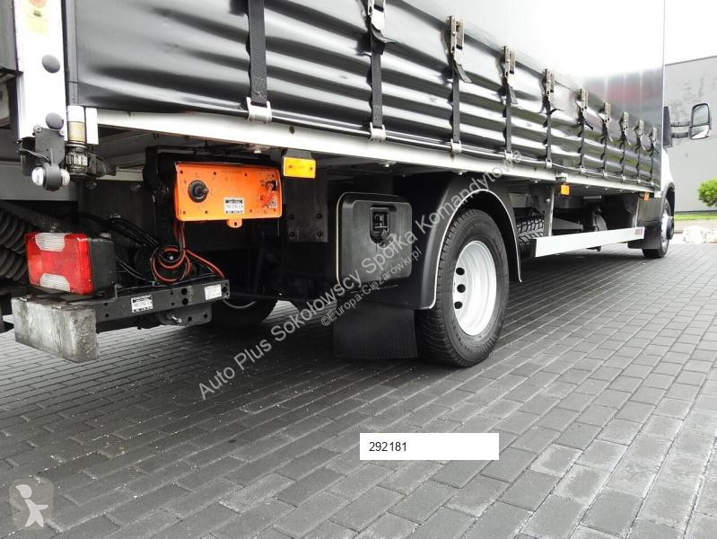 Véhicule utilitaire Iveco DAILY 70C18 PLANDEKA...