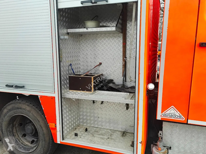 Camión Mercedes 1124 AF 4x4 Feuerwehr -...