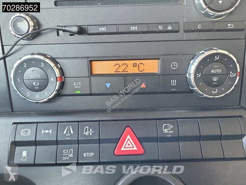 Kamion Mercedes 1827 4X2 19tonner 2tons...