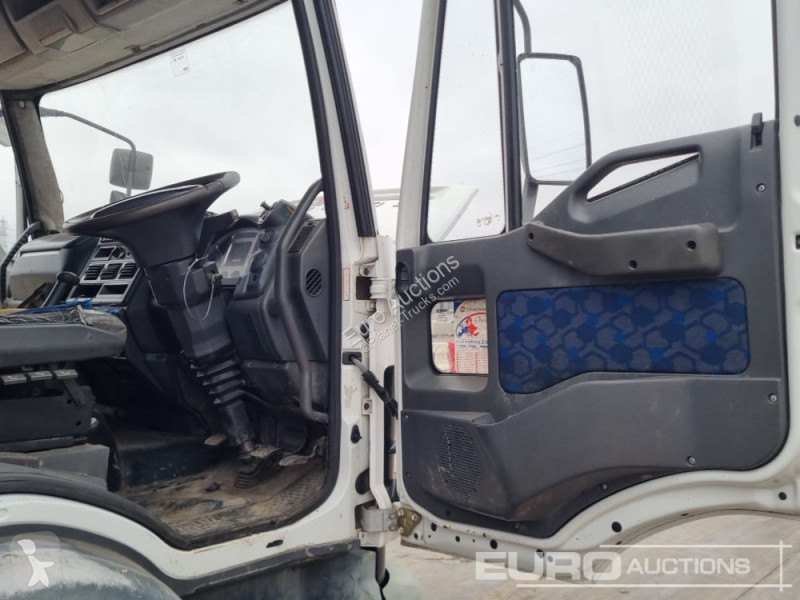 Camion Iveco 130E18