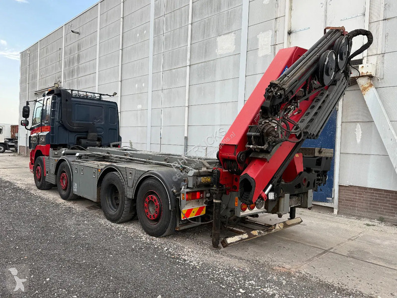 Kamion DAF 85460 8X2 + YEAR 2016 HMF CRANE...