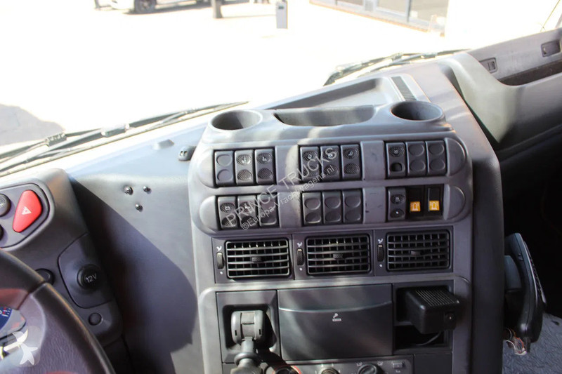 Camion Iveco 400 * EURO3 * 6X2 * LIFT * WINCH *...