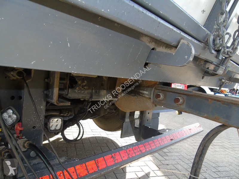 Vrachtwagen Volvo 420 + 8x4 + PALFINGER 24.001...