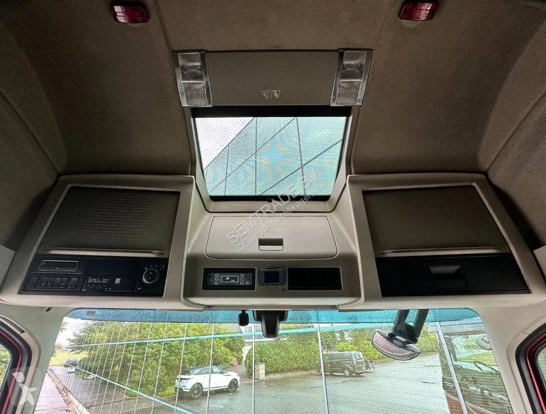 Camion Volvo 500 I-PARK COOL VAN BEURDEN...
