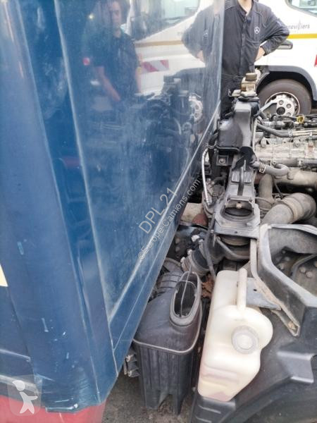 Ciężarówka Mitsubishi Fuso 7C15