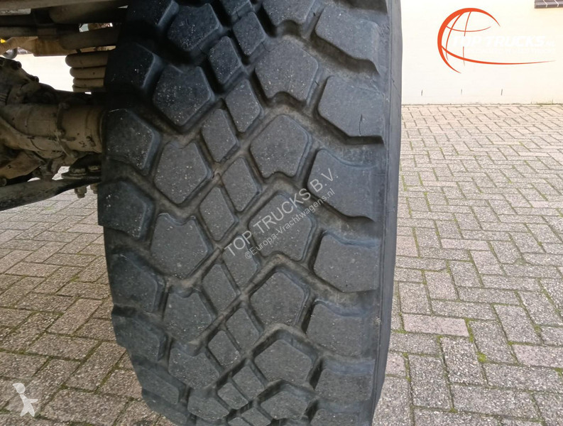 شاحنة Mercedes U 5000 4x4 - (type 437.4) 4000...