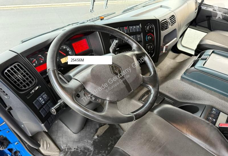 شاحنة Renault 586 D Wide 18.320