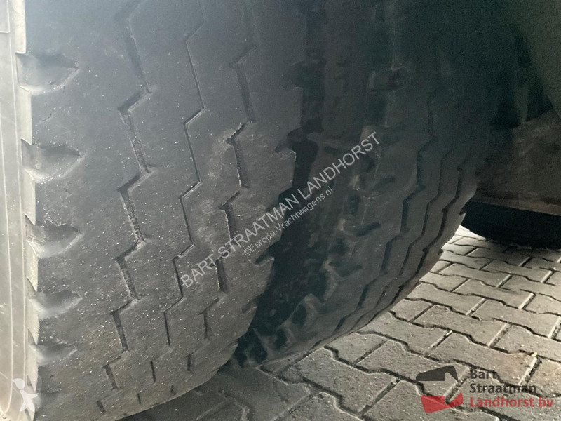 Lastbil Terberg FM2000-T 8X8 met 18m3 kipper en...
