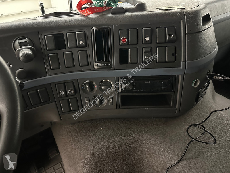 شاحنة Volvo 380 Tourbus