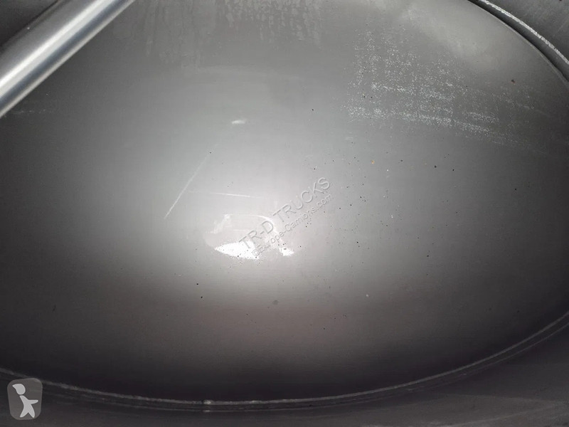 شاحنة Renault 320 DXI - 11000L INSULATED INOX...