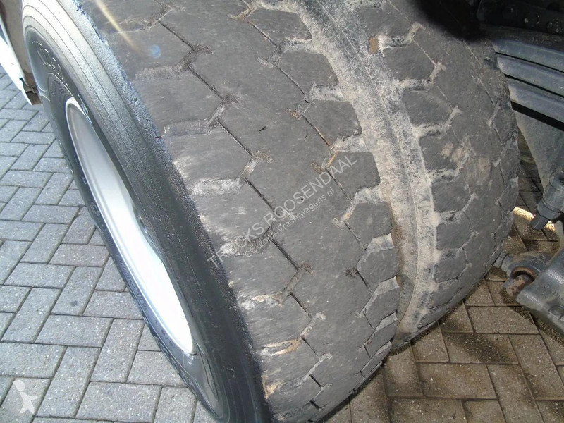 Camion Mercedes 3348 + TRI TIPPER + 6X4 + EURO 6