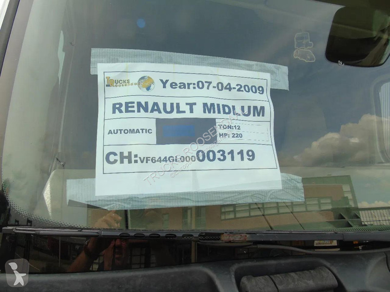 شاحنة Renault 220 + euro 5 + MANUAL + lift + 12T