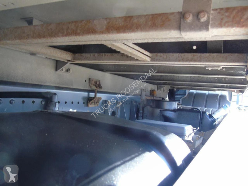 شاحنة Mercedes 1218 + euro 5 + lift