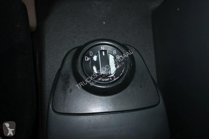 شاحنة MAN 8.220 + EURO 6 + LIFT