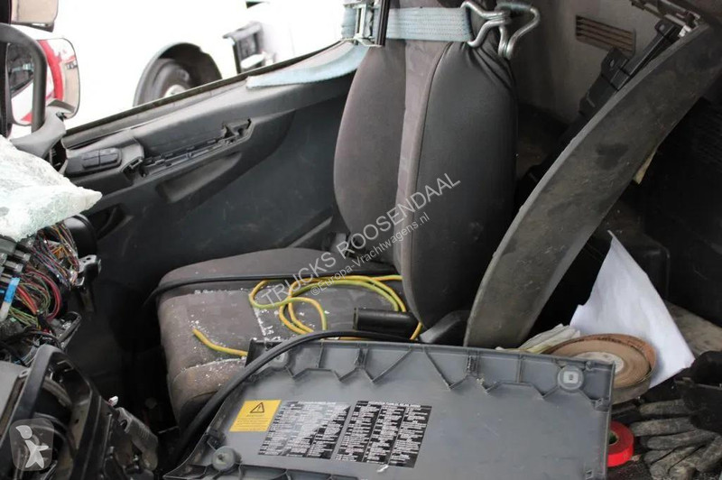 شاحنة Mercedes 2633 + 6x2 + euro 5 + manual