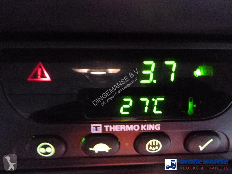 شاحنة Renault D18 Wide 4x2 RHD Thermoking T800...