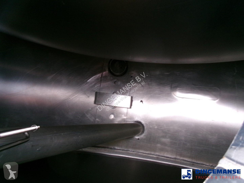 شاحنة Renault 270 dxi 4x2 fuel tank 13.6 m3 / 4...