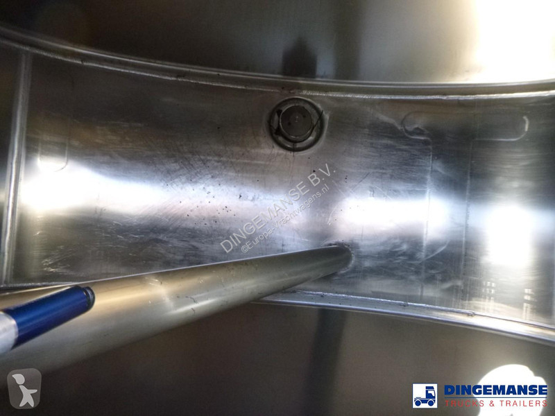 شاحنة Renault 270 dxi 4x2 fuel tank 13.7 m3 / 4...