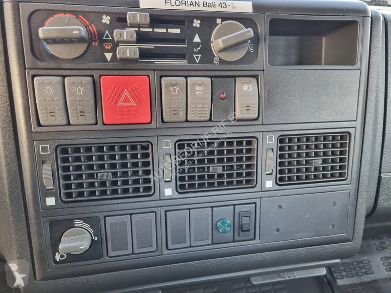 شاحنة Iveco EUROFIRE/ 95E18 4x4 FIRETRUCK /...