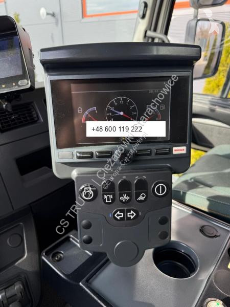 شاحنة Johnston Volvo FL 15.250