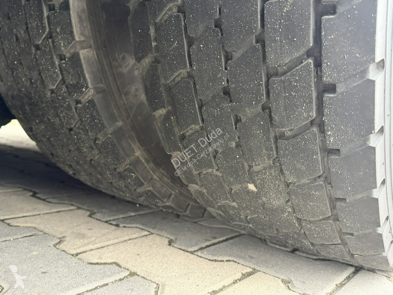 Хенгер MAN TGX 24.440 6X2 E6 Przyczepa G.T.S...