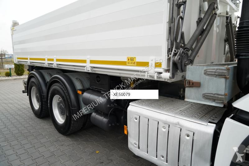 شاحنة Mercedes AROCS 2658