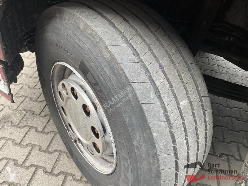 Lastbil Ginaf X6 4142 CF 8x2 met 22 m3...