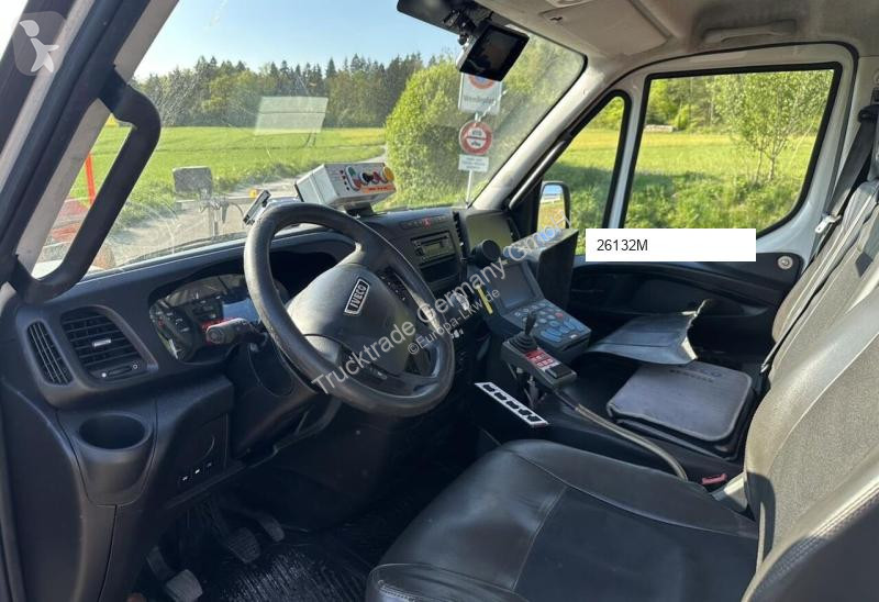 شاحنة Iveco 676 70C17